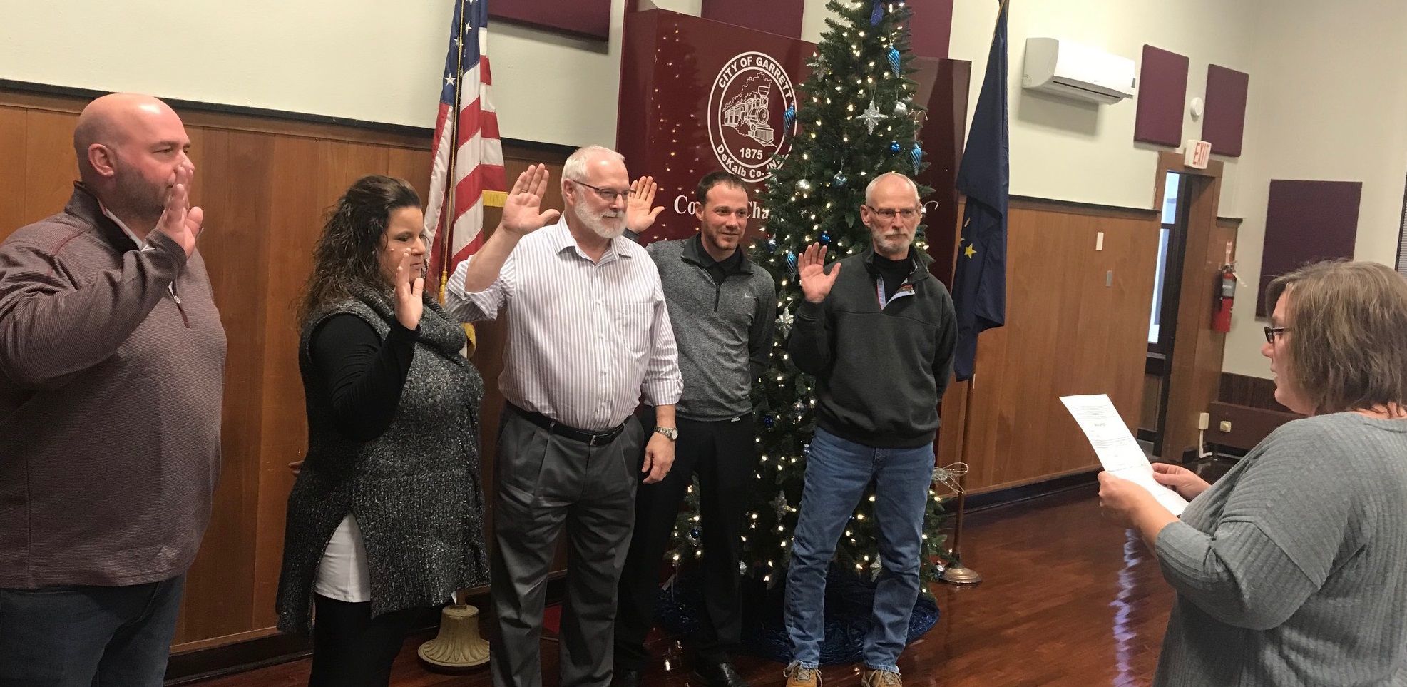 Garrett officials take oaths